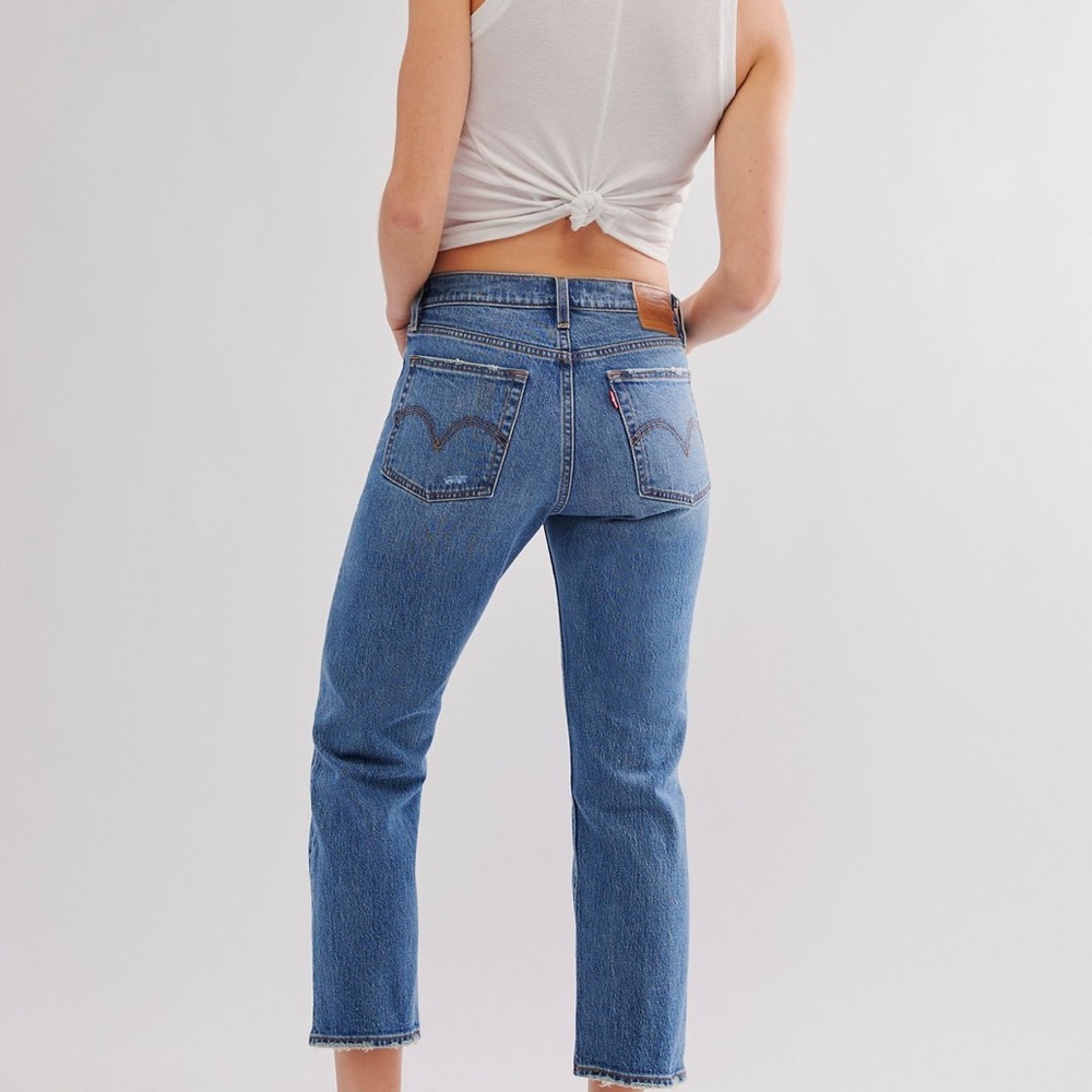 Levi wedgie straight jeans